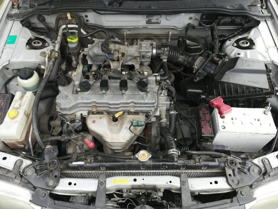 Motor Nissan QG15DE de 1,5 litri