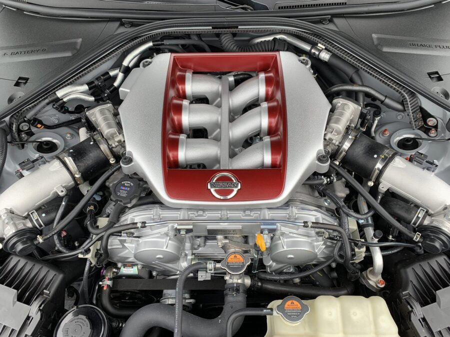 Motor Nissan VR38DETT 3.8L