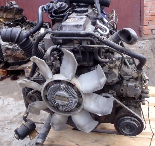 Motor Mitsubishi 4M40