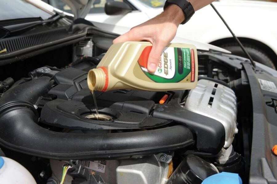 Creșterea consumului de ulei în motor: cauze și soluții