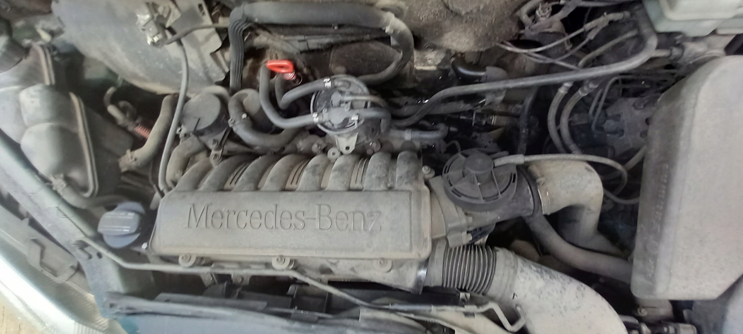 Motorul diesel Mercedes OM668