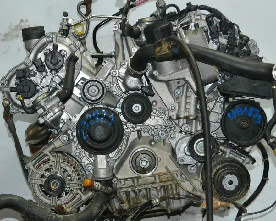 Motorul Mercedes-Benz M272 KE25 2.5