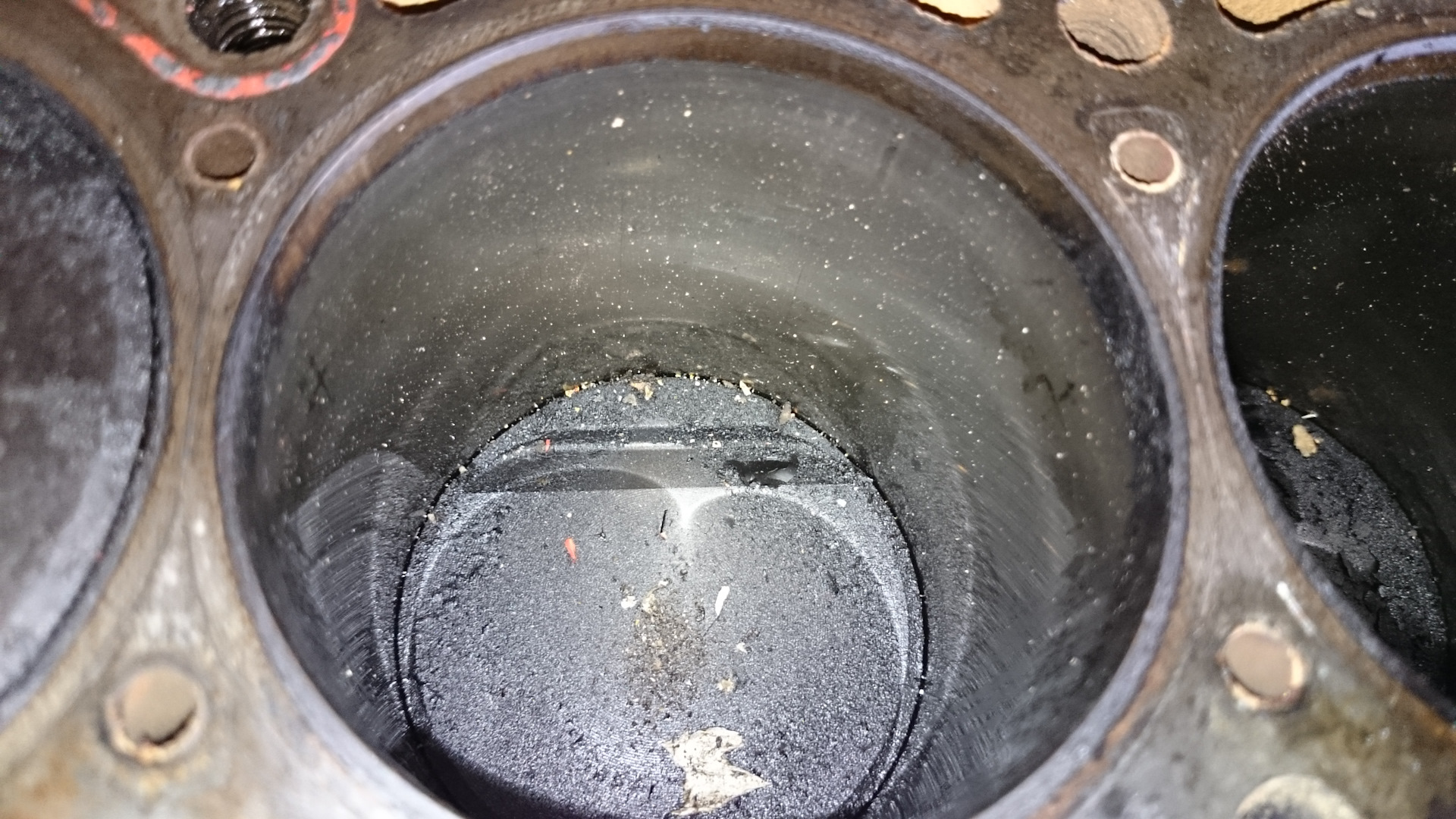 Ce este detonarea în motor: de ce apare și ce este periculos