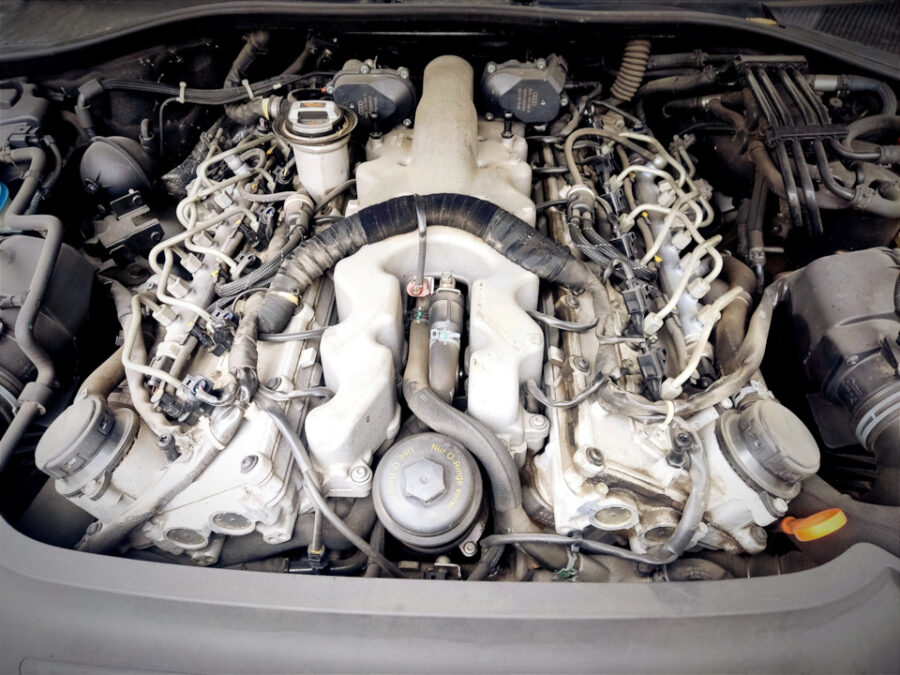 Motor Audi CCGA 6.0 TDi