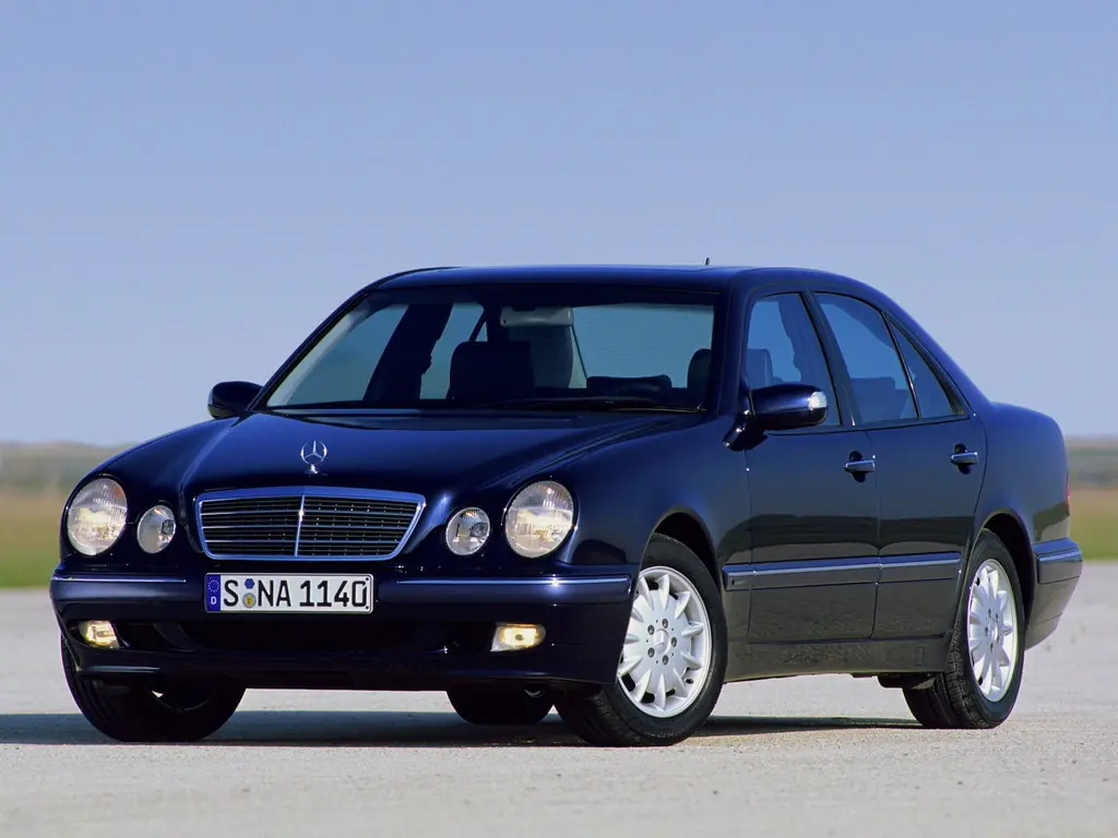Motorul Mercedes-Benz M112 E24 2.4