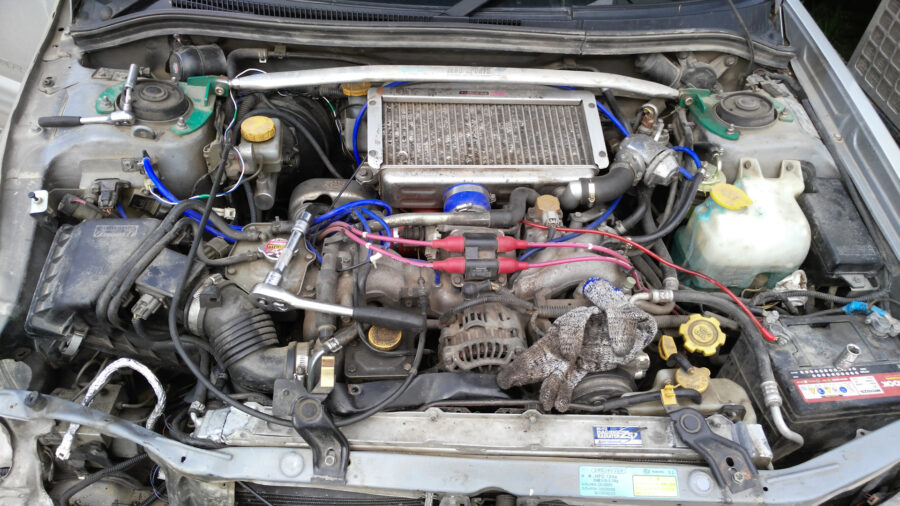 Motorul Subaru EJ20G