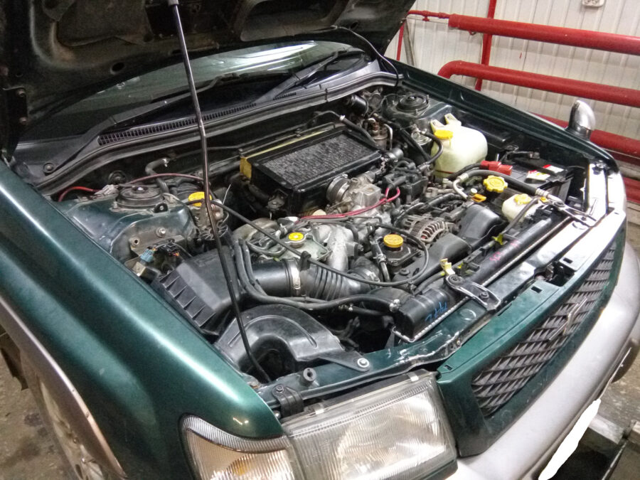 Motorul Subaru EJ20G