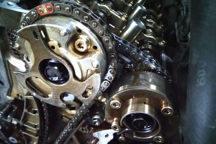 Motoare Toyota din seria UR. Descendenți ai trecutului